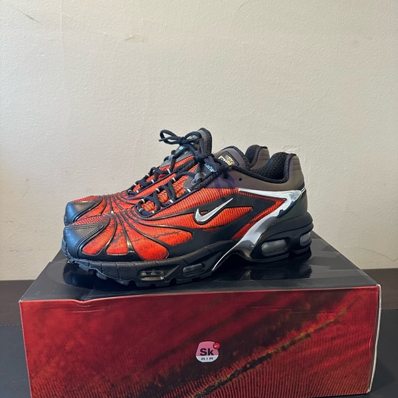 Nike x Skepta Air Max Tailwind Bloody Chrome